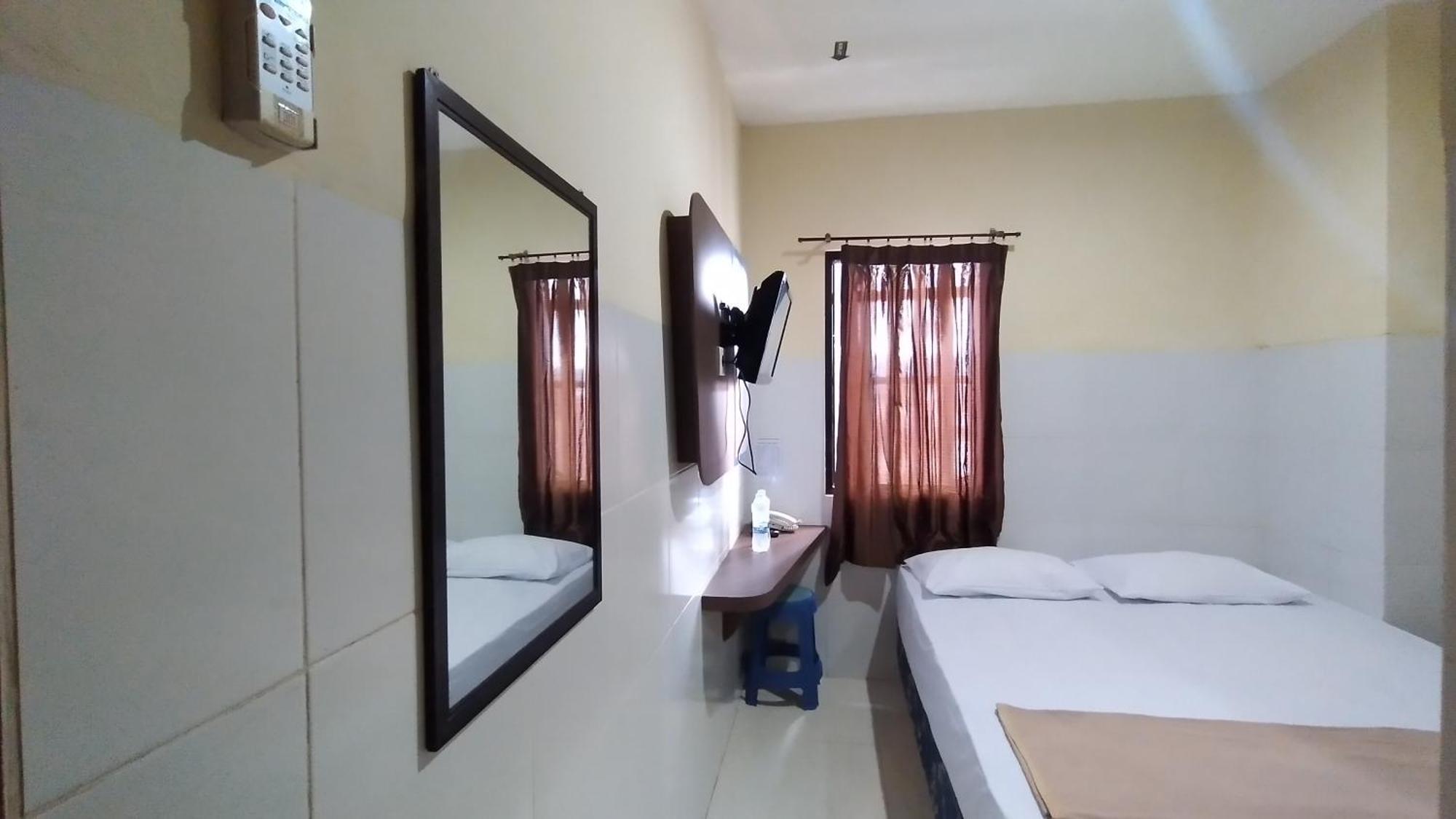 Golden Inn Ambon Eksteriør billede
